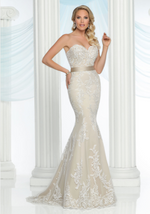Load image into Gallery viewer, DaVinci Bridal 50427
